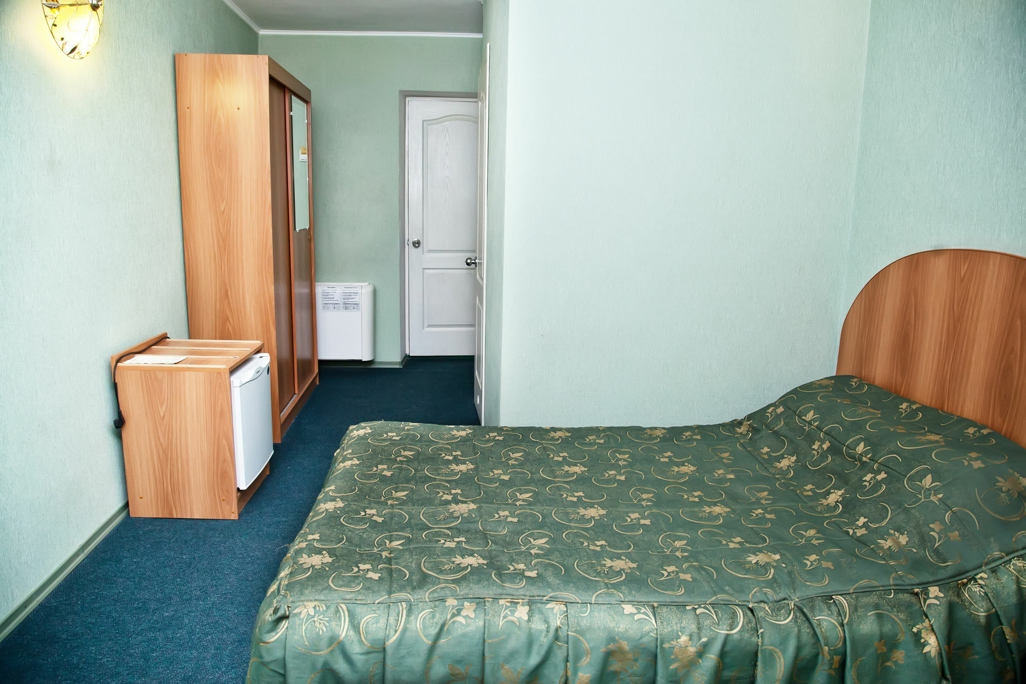 Nikotel Hotel Nikolayev Bagian luar foto